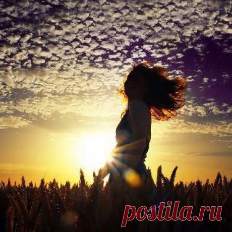 Часто можно услышать, особенно в «Битве экстрасенсов», «Истина где-то рядом» и тому подобных передачах, что на человеке есть какие-то родовые проблемы. Эта практика поможет договорится со своей судьбой и уничтожить часть этих проблем. Использование рэйки приветствуется:)

Каждый человек совсем не случайно попадает в тот или иной род, семью, имеет именно таких папу и маму.
(далее…)