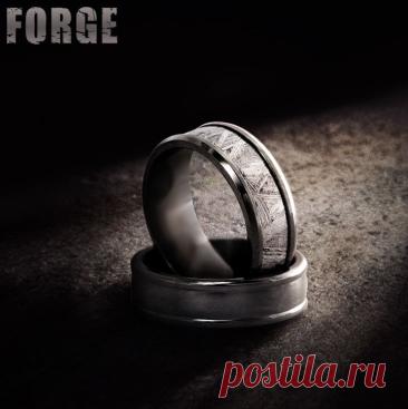 Кольцо. Мужское кольцо. Обручальное кольцо. Метеорит. Белое золото.