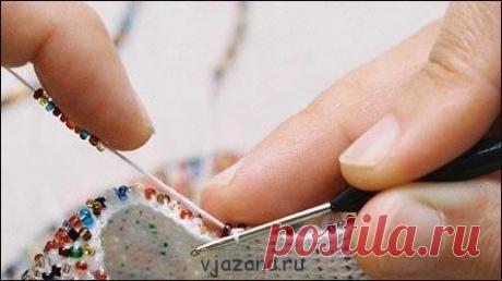 Схемы вязания бисером крючком чехол к телефону | Вязана.ru