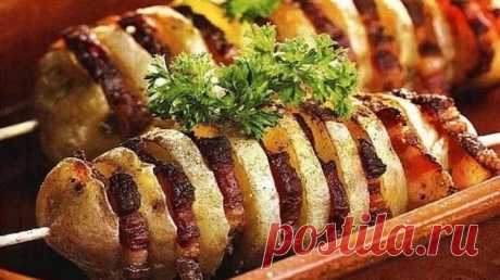 Необычные, но очень вкусные рецепты шашлыка Шашлыки готовятся быстро и получаются очень аппетитными — настоящая находка для любого пикника!