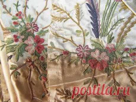18th Century Fabric pieces for a gown | 1 - POINT DE BEAUVAIS | Pinte…