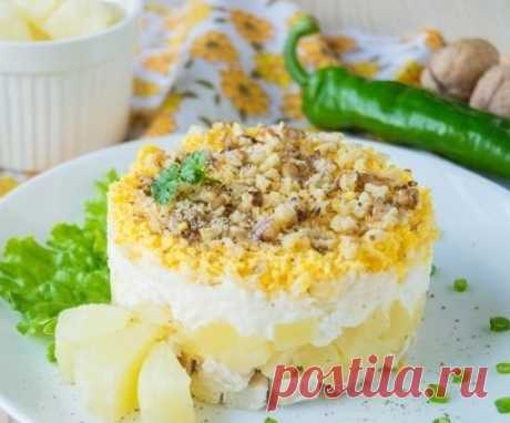 ​Салат с курицей и ананасом