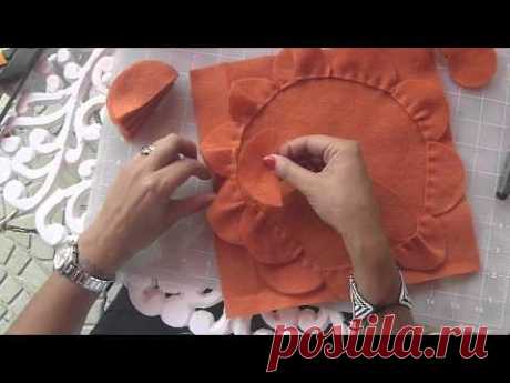 COJIN DE PETALOS