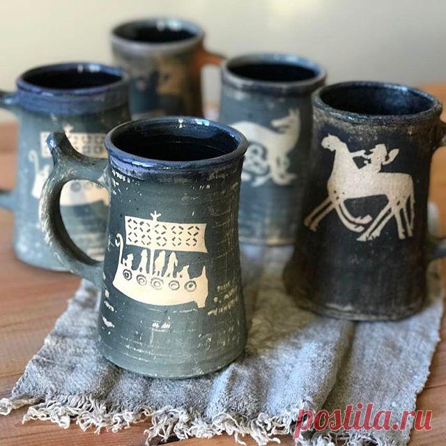 Мы предполагаем, что примерно 2% наших подписчиков - скандинавские хевдинги, ясени битв, наездники коней бури, бородатые, мускулистые и прекрасные (кстати, двое именно таких ребят работают и в самом 