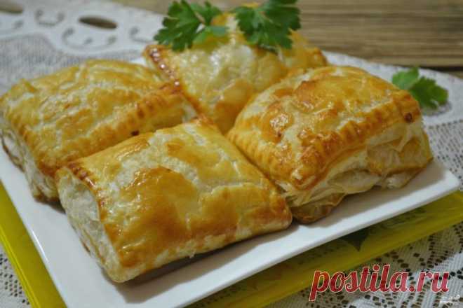 Слоеный пирог с капустой