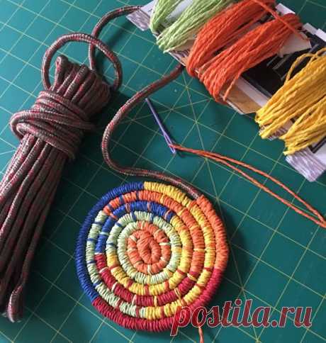 Pin page