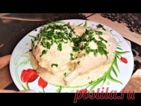 Курица тушеная в сметане и бульоне. Ну очень вкусно!