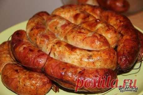 TOP 10 HOMEMADE SAUSAGES - Сайт coo-king!
1. Сардельки молочные детские (духовые-порционные) ИНГРЕДИЕНТЫ: ● Филе говядины без жил — 2кг ● Филе бедра индейки — 1кг ● Соль поваренная мелкая - 55г ●
    Кориандр — 2ч.л. ● Корица — 0,5ч.л. ● Чеснок свежий (через чеснокодавилку) — 3зубчика ● Сахар — 0,5ст.л. ● Горчица — 1ст.л. ● Молоко холодное — 300мл ● Молоко сухое — 100г ● Зелень по вкусу ●