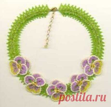 Колье фиалки из бисера. Бисероплетение фиалки из бисера | Все о рукоделии: схемы, мастер классы, идеи на сайте labhousehold.com