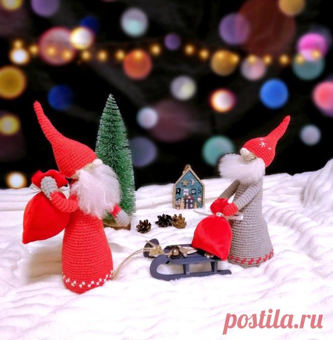 PDF Санта-гном крючком. FREE crochet pattern; Аmigurumi doll patterns. Амигуруми схемы и описания на русском. Вязаные игрушки и поделки своими руками #amimore - Кукла, куколка, дед мороз, санта клаус, гном, гномик, Рождество, Новый год.