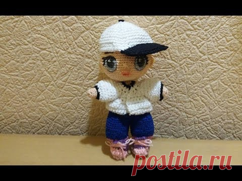 Куртка для куклы LOL вязаная крючком.