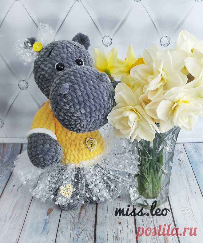 PDF Бегемошка Боня крючком. FREE crochet pattern; Аmigurumi animal patterns. Амигуруми схемы и описания на русском. Вязаные игрушки и поделки своими руками #amimore - бегемот из плюшевой пряжи, плюшевый бегемотик.
