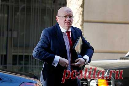 Россия заявила о нарушении США и Британией резолюции Совбеза ООН. Резолюция Совета Безопасности ООН по Красному морю была «немедленно нарушена» США и Великобританией, которые при поддержке союзников нанесли удары по территории Йемена. Об этом заявил постоянный представитель России при ООН Василий Небензя. Так дипломат ответил на вопрос о причине созыва Россией заседания Совбеза.