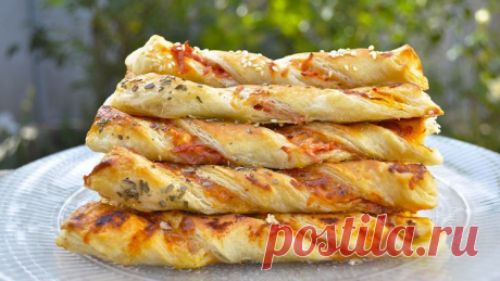 Слоеные палочки с колбасой и сыром - Простые рецепты Овкусе.ру