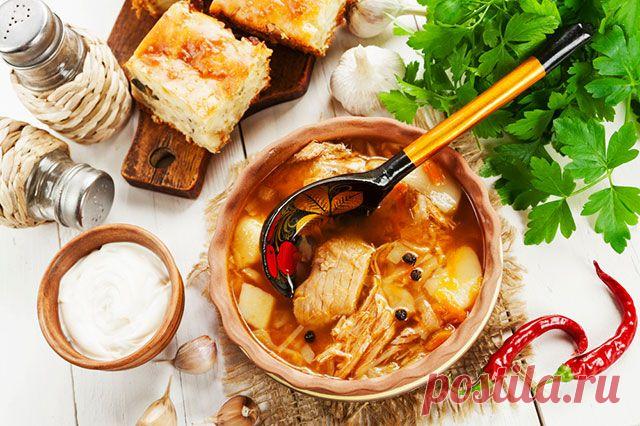 Готовим щи и пироги. 4 простых блюда для дачного обеда