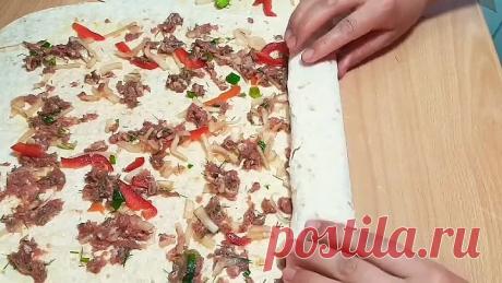 Лаваш с начинкой.