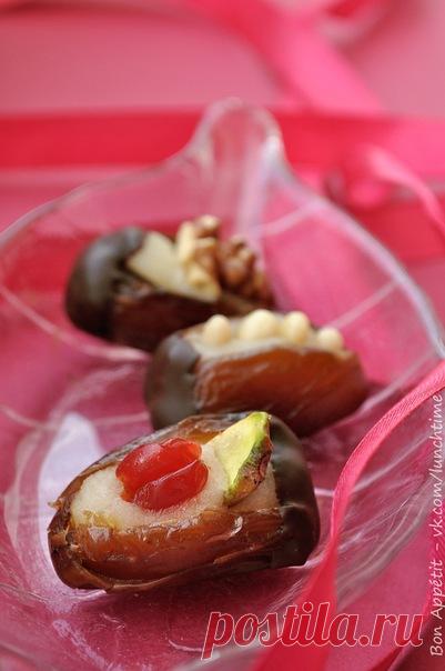 Финиковые конфеты с марципаном