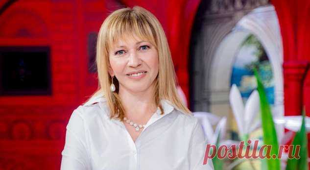 «Всё своё: губы, глаза, волосы»: солистка «Комбинации» Татьяна Иванова показала, как выглядела в 19 лет . Милая Я