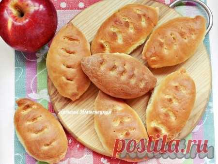 Печеные пирожки с яблоками - 14 пошаговых фото в рецепте