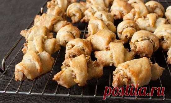 Творожные рогалики с грецкими орехами