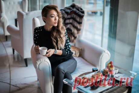 ТОП-10 женских вещей чтобы быть во всеоружии » Notagram.ru Элементы женского гардероба, на которых никогда не стоит экономить. Изюминки, подчеркивающие женскую красоту. 10 женских вещей, заслуживающих внимания.