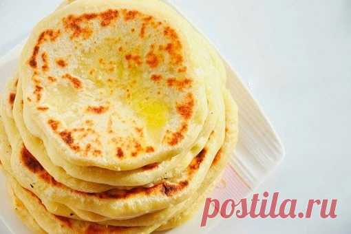 5 БЛЮД С ОВСЯНКОЙ, КОТОРЫЕ ВЫ ТОЧНО НЕ ПРОБОВАЛИ

1. Идея для завтрака: овсяно-яичная лепешка - прекрасное сочетание белка и правильных углеводов!
Калорийность на 100грамм: 203Ккал

Ингредиенты:
• 2 яйца
• 2 ст. л. сухой овсянки
• 30 г нежирного сыра
• щепотка льняных или кунжутных семечек (можно и без них, но с ними полезнее)
• любимые специи (у нас хмели-сунели)

Приготовление:

Получается, на каждое яйцо – ложка овсянки, без горки. Яйца взбить. Всыпать овсянку, семечки,...