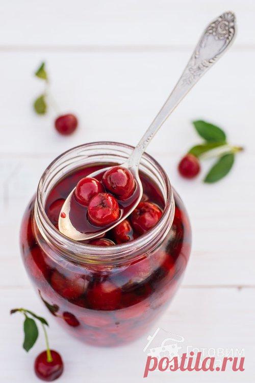 Вишня в собственном соку - пошаговый рецепт с фото на Готовим дома