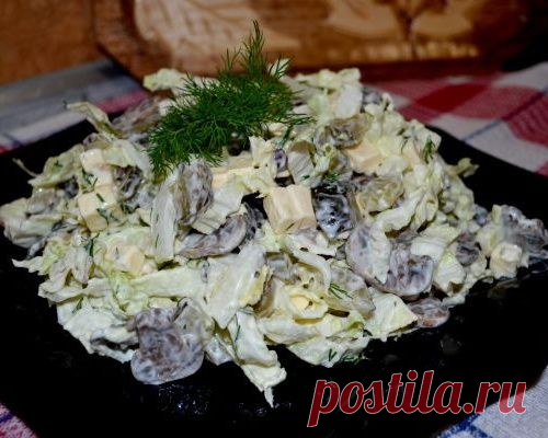 Салат из пекинской капусты с грибами и сыром