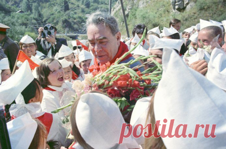 50 лет со дня прихода к власти.
фото из архива ИТАР ТАСС.