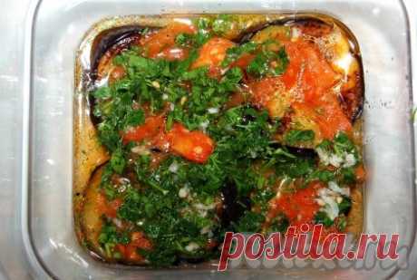 Баклажаны, жареные с помидорами