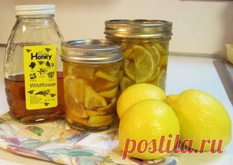 Средство для очищения сосудов

Врачи утверждают, что сегодня много людей умирают от сердечно-сосудистых заболеваний. Так почему же никто не пропагандирует простые способы очищения сосудов и тренировки сердца? Все знают, что предупредить болезнь гораздо легче, чем вылечить запущенный организм. Я вот в интернете неоднократно встречал рецепты для очищения сосудов и все они довольно простые в приготовлении и приеме. Вот несколько из них: