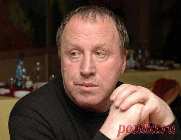 Актер Владимир Стеклов попал в больницу с подозрением на коронавирус - СМИ