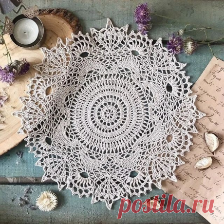 Роскошная салфетка крючком