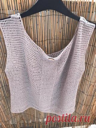 Топ #крючком.
Крючком 2, нитки типа Ирис 4 мотка по 30 гр, авторский дизайн