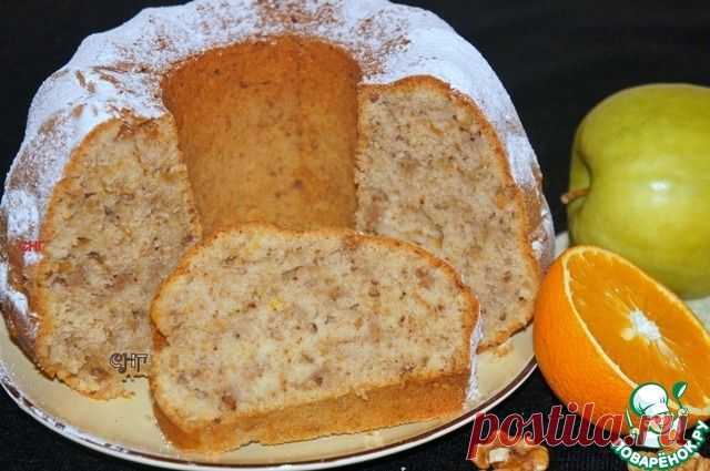 Греческий кекс с яблоком, орехами и апельсиновым соком.