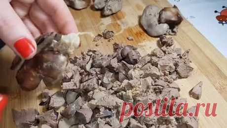 ВСЕГО 4 ИНГРЕДИЕНТА, НО КАК ЖЕ ВКУСНО. НА ПРАЗДНИК ТО, ЧТО НУЖНО