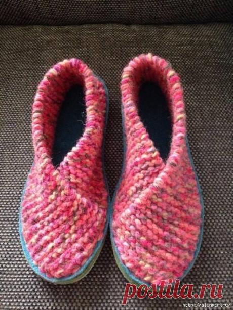 Вязание>Вот, нашла МК шикарнейших и простейших тапочек