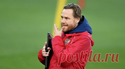 Митрофанов заявил, что РФС настроен продлить контракт с Карпиным. Генеральный секретарь Российского футбольного союза (РФС) Максим Митрофанов заявил, что организация настроена продлить контракт с главным тренером сборной России Валерием Карпиным. Читать далее