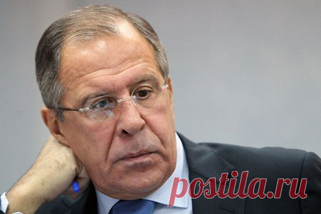 Сергей Лавров опубликовал стихи о загранице