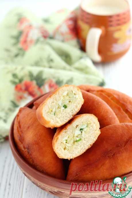 Жареные пирожки с луком и яйцом – кулинарный рецепт