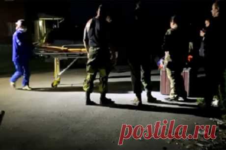 Россиянин на пять дней исчез в поле. Житель Хабаровска потерялся в поле и пять дней провел без еды и воды. Об этом сообщает информационное агентство AmurMedia. Добровольцы поисково-спасательного отряда нашли 62-летнего россиянина на юге города в «крайне истощенном состоянии», ему потребовалась срочная медицинская помощь.