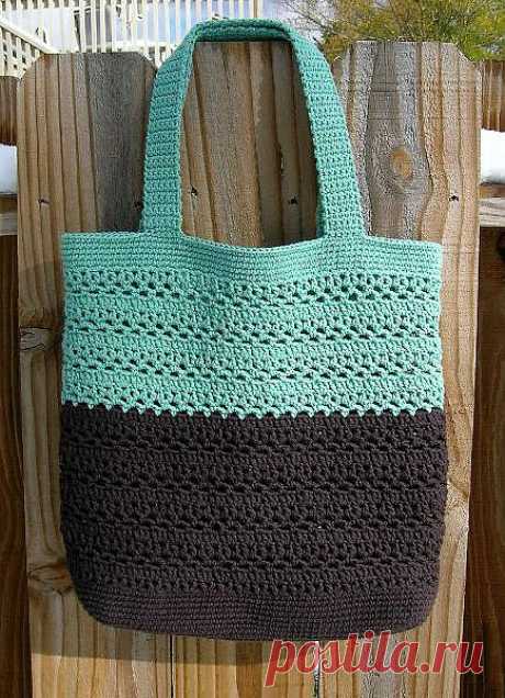 Lacy V Tote by LuvMaxine | Crocheting Ideas