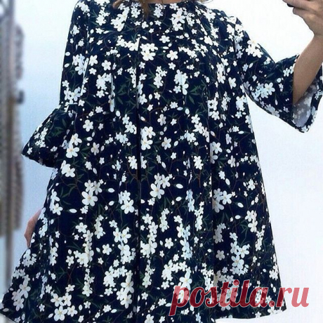 Дизайнерское платье-туника из плотной байки
Можно носить как платье с плотным колготками или как тунику с лосинами
Для беременных незаменимым вещь!
WhatsApp/Viber +7(905)707122