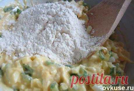 Самые ленивые пирожки с яйцом и зелёным луком за 10 минут