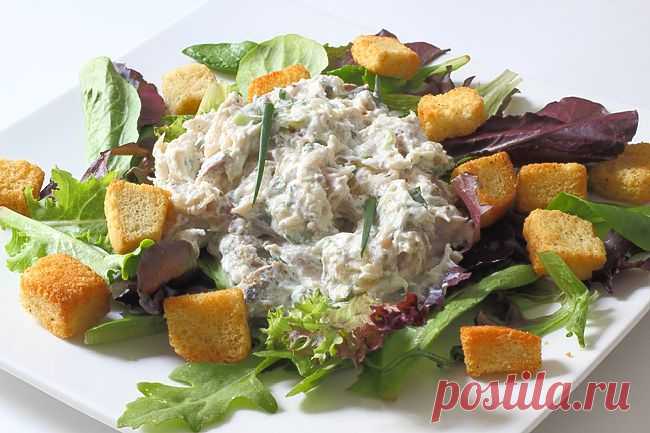 Салат с копчёной скумбрией. Обязательно попробуйте;) - Вкусные рецепты