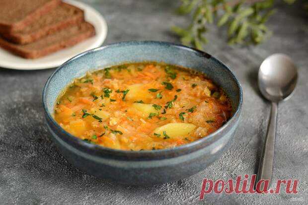 Согревающие зимние супы! Топ-10 рецептов - БУДЕТ ВКУСНО! - медиаплатформа МирТесен Если за окном холодно и пасмурно, согреться поможет сытный супчик на обед. Наваристые, ароматные, они приходят на смену легким летним супам и прекрасно вписываются в ежедневное меню. С мясом или рыбой, а может просто овощной – выбирайте рецепт по вкусу и настроению! Овощной суп-пюре с форелью Это