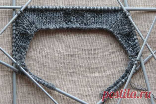 Как связать реглан сверху спицами для начинающих. Пошаговый мастер класс вязаний женского, мужского свитера, видео