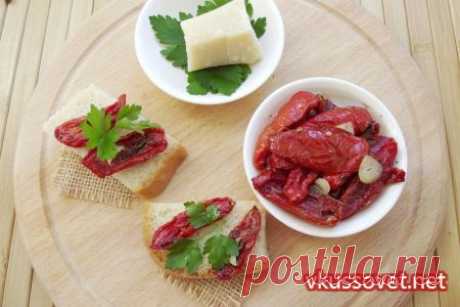 Антипасти – вяленые помидоры в ароматных травах и оливковом масле