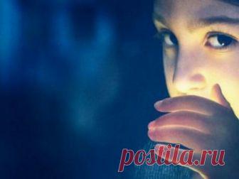 Шепотки на все случаи жизни .

Помимо заговоров , молитв, скорых слов, оберегов и.т.д., есть ещё и шепотки в спину. Их говорят если у вас нет возможности часто видеть человека , иле же этот человек не хочет чтоб на него что то читали, или у вас нет времени на длинную молитву или оберег, либо существует ещё какая то причина, но самое главное, что шепотки очень короткие. и их совсем не сложно запомнить. Ведь давно известно, что результат не зависит от количества слов в загов...