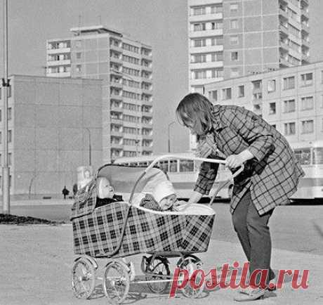 СЛАВА НАШИМ МАМАМ! - они нас вырастили без памперсов, мультиварки и машинки - автомат☝ / Сделай Это Сам